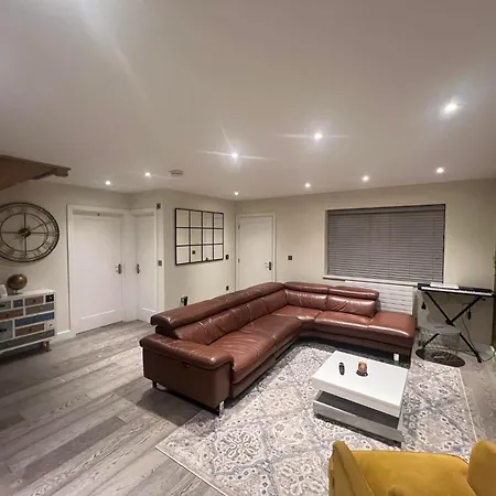 Woodcote House Дом отдыха Бристоль