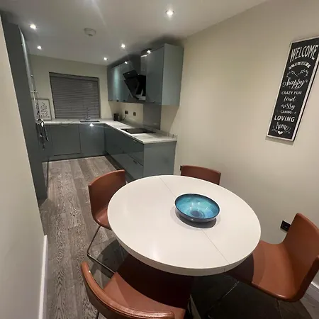 Woodcote House * Bristol