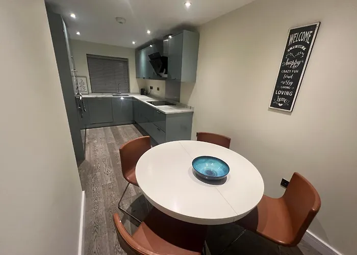 Woodcote House * Bristol