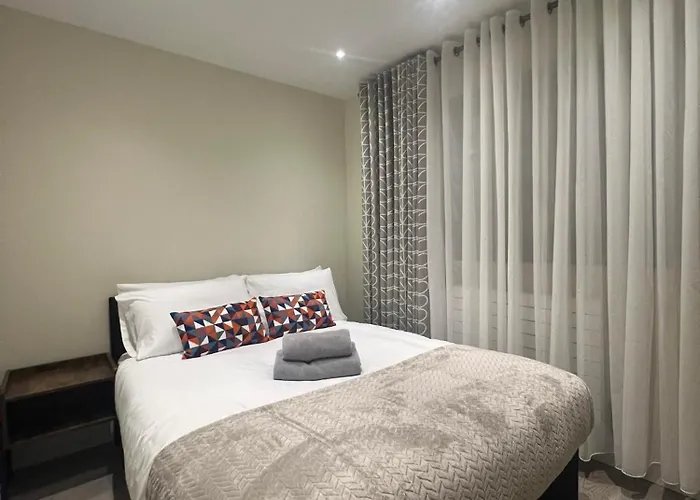 Woodcote House בית נופש *